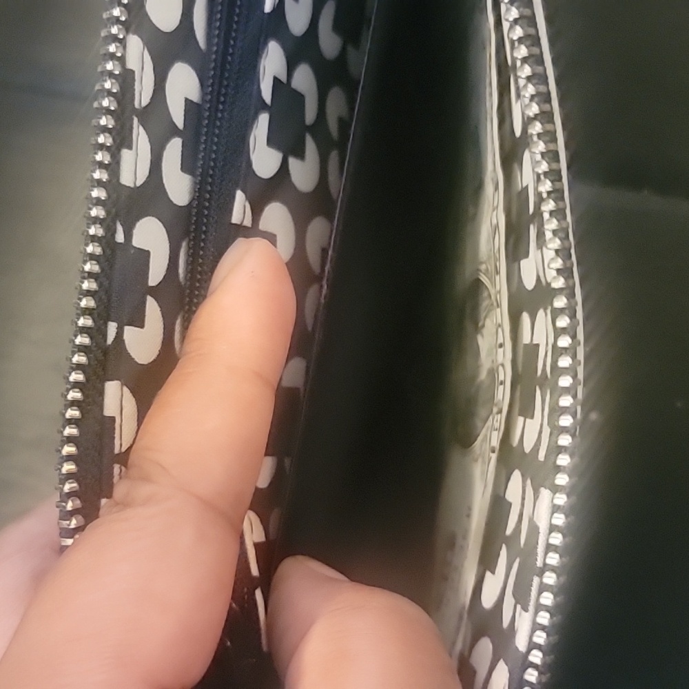 Vera Bradley Navy Wallet - Picture 9 of 9